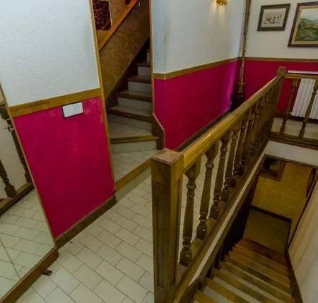 Sleeps 12 Pool Wifi *